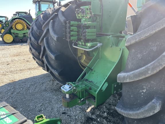 Image of John Deere 9530 equipment image 4