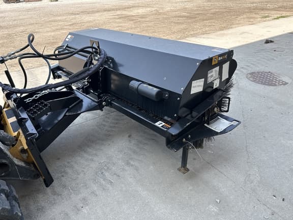 Image of John Deere BA84C equipment image 4