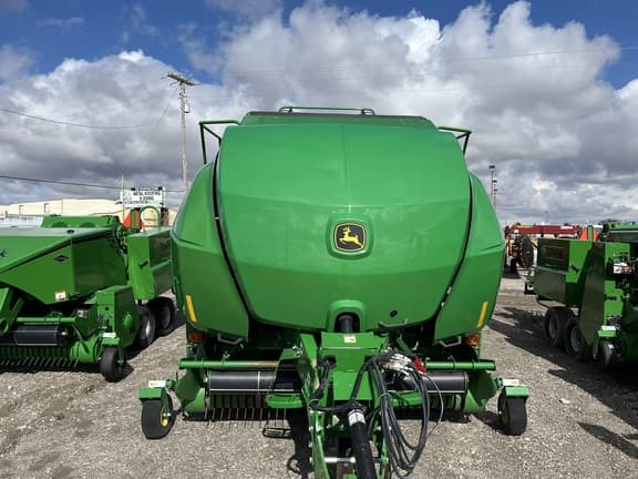 Image of John Deere L341R equipment image 4