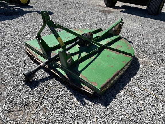 John Deere LX6 Equipment Image0