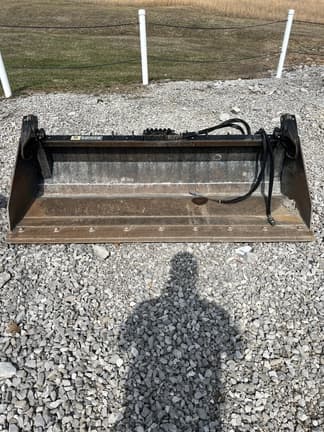 Image of John Deere MP84B Primary image