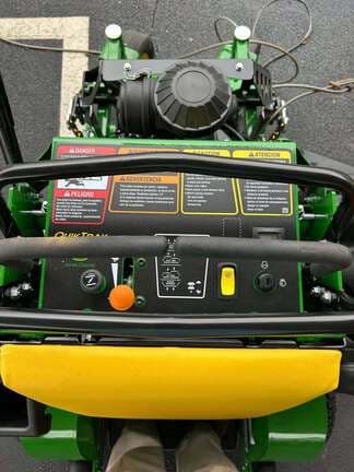Image of John Deere Q810E equipment image 1