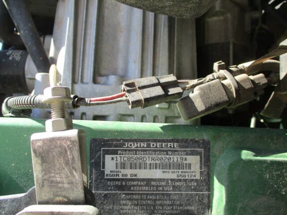 Image of John Deere Q850R equipment image 2