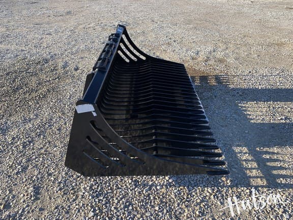 Image of John Deere R84 equipment image 1