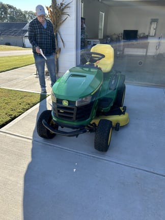 John Deere S170 Equipment Image0