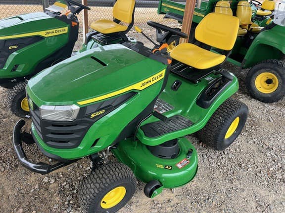 Image of John Deere S220 Primary image