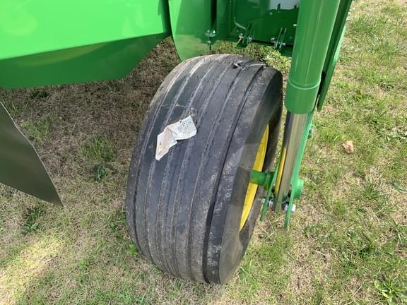 Image of John Deere S300 equipment image 4