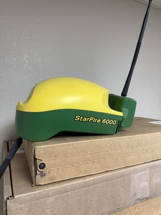 Image of John Deere StarFire 6000 Image 0