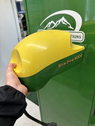 John Deere StarFire 6000 Equipment Image0