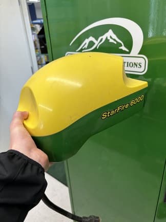 Image of John Deere StarFire 6000 Primary Image