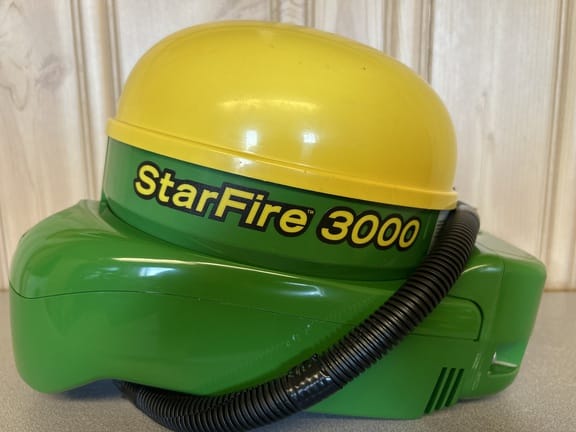 John Deere StarFire 3000 Equipment Image0