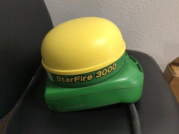 Image of John Deere StarFire 3000 Primary image