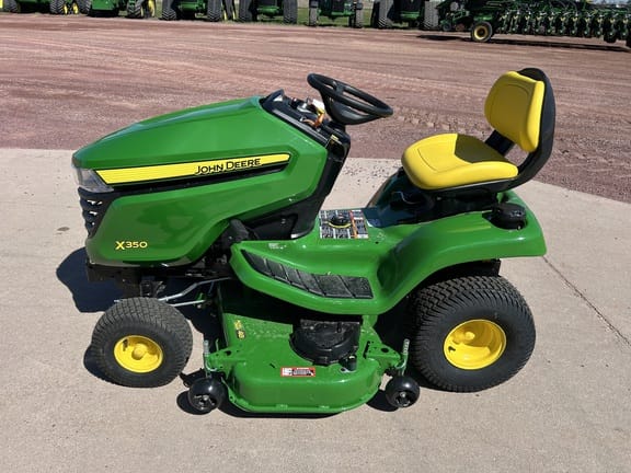 John Deere X350 Equipment Image0