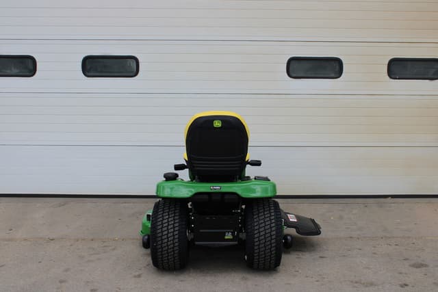 Image of John Deere X380 equipment image 3