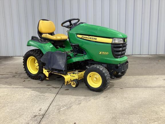 Image of John Deere X500 equipment image 1