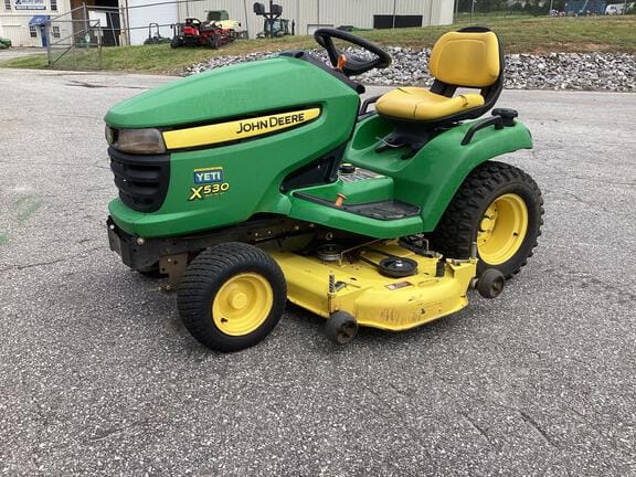 John Deere X530 Equipment Image0