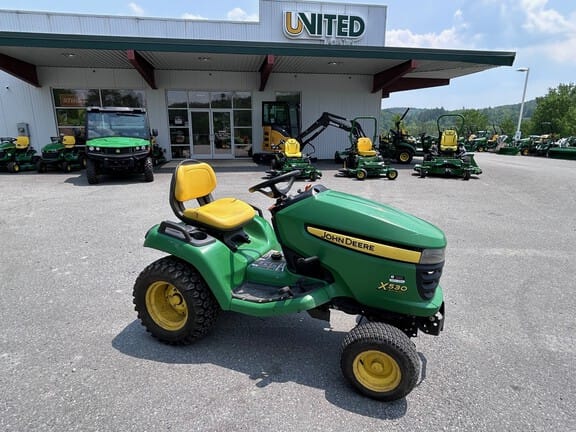 2011 John Deere X530 Equipment Image0