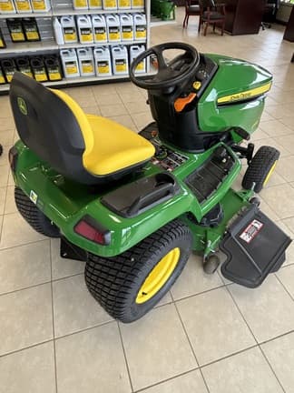Image of John Deere X570 equipment image 2