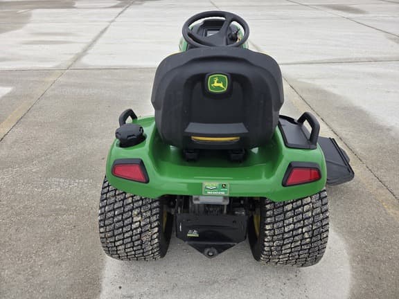 Image of John Deere X570 equipment image 3