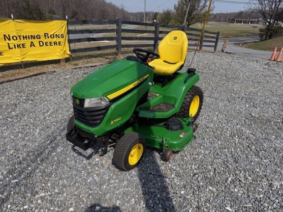John Deere X580 Equipment Image0