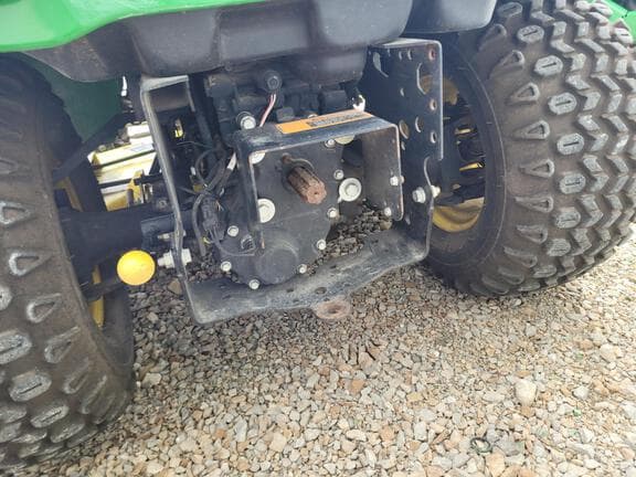 Image of John Deere X739 equipment image 4