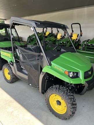 2025 John Deere XUV 560E Equipment Image0