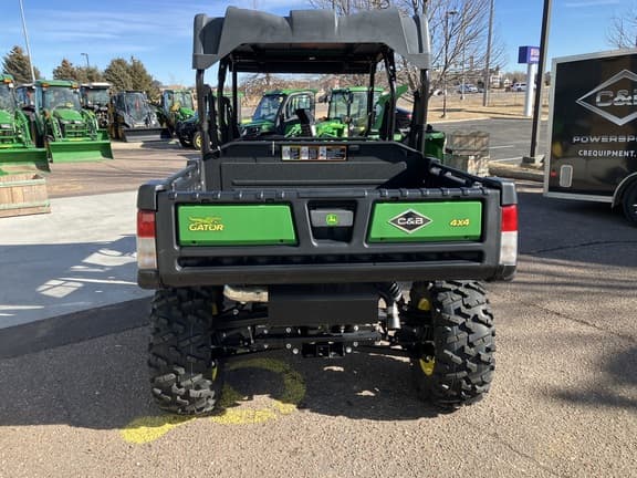 Image of John Deere XUV 825M equipment image 3