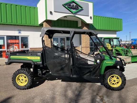 2022 John Deere XUV 825M Equipment Image0