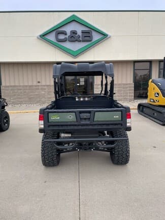 Image of John Deere XUV 825M Image 1