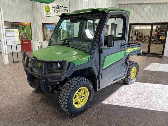 Image of John Deere XUV 835R Primary image