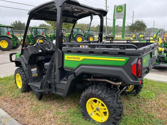 Image of John Deere XUV 845M equipment image 1