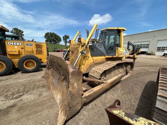 Komatsu D65EX-12 Equipment Image0