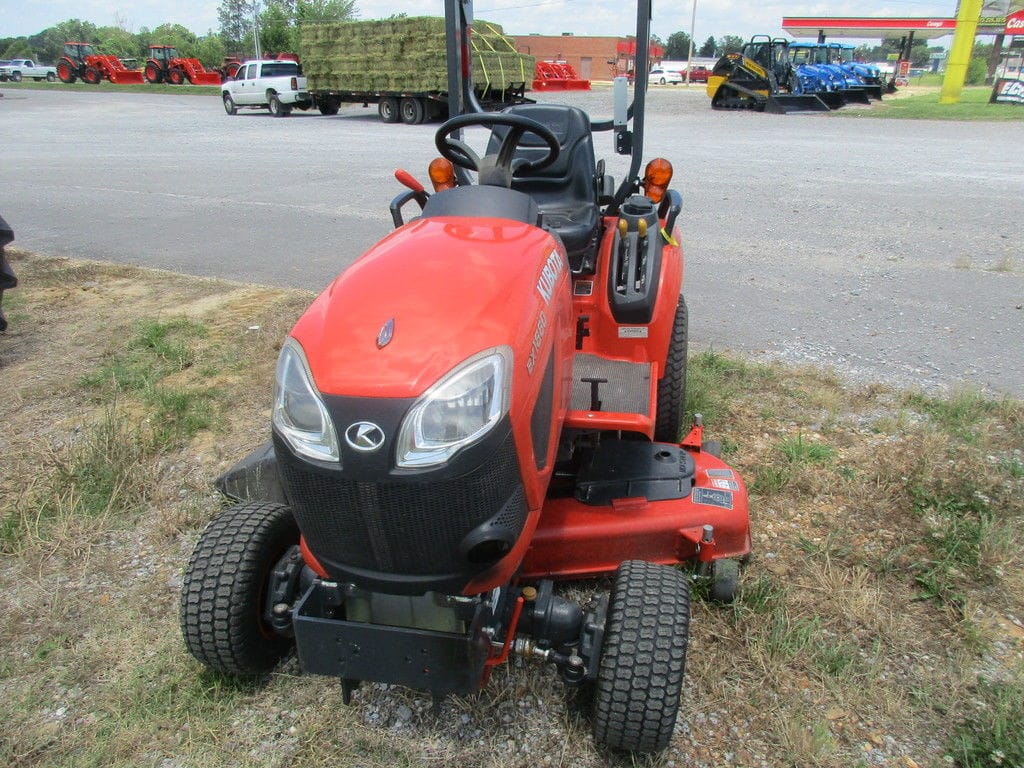 Kubota BX1880 Equipment Image0