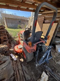 Image of Kubota BX2350 equipment image 4