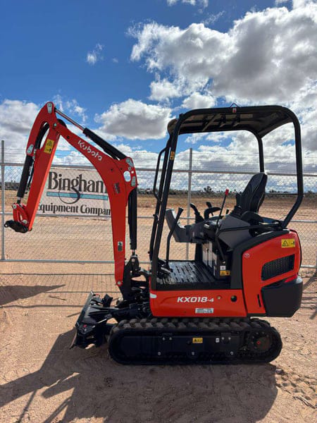 Kubota KX018-4 Equipment Image0