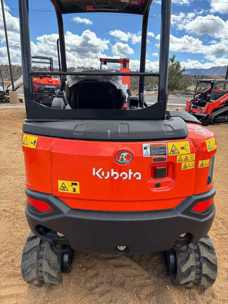 Image of Kubota KX030-4 equipment image 3