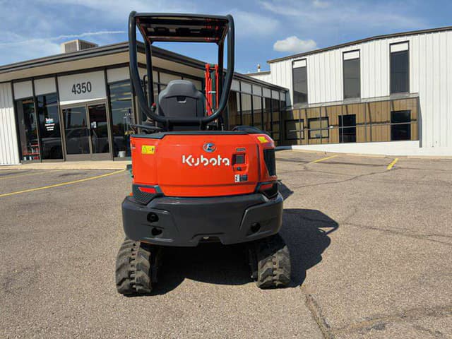 Image of Kubota KX033-4 equipment image 4