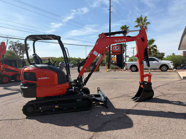 Image of Kubota KX033-4 equipment image 2