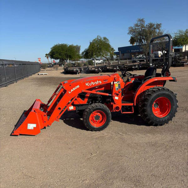 Kubota L2502 Equipment Image0