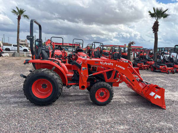 Image of Kubota L2502 equipment image 1