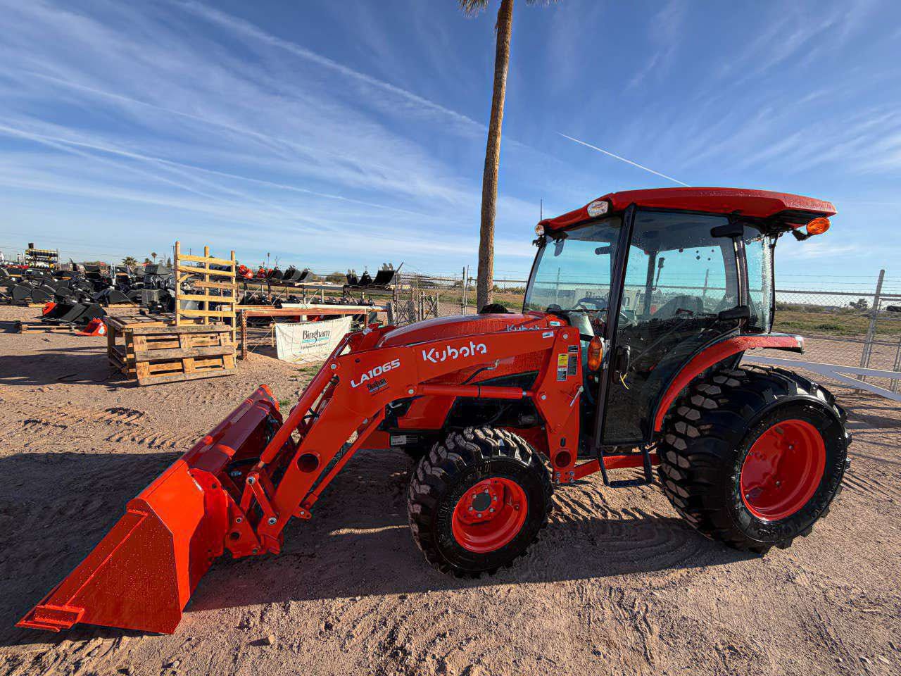 Kubota MX5400 Equipment Image0