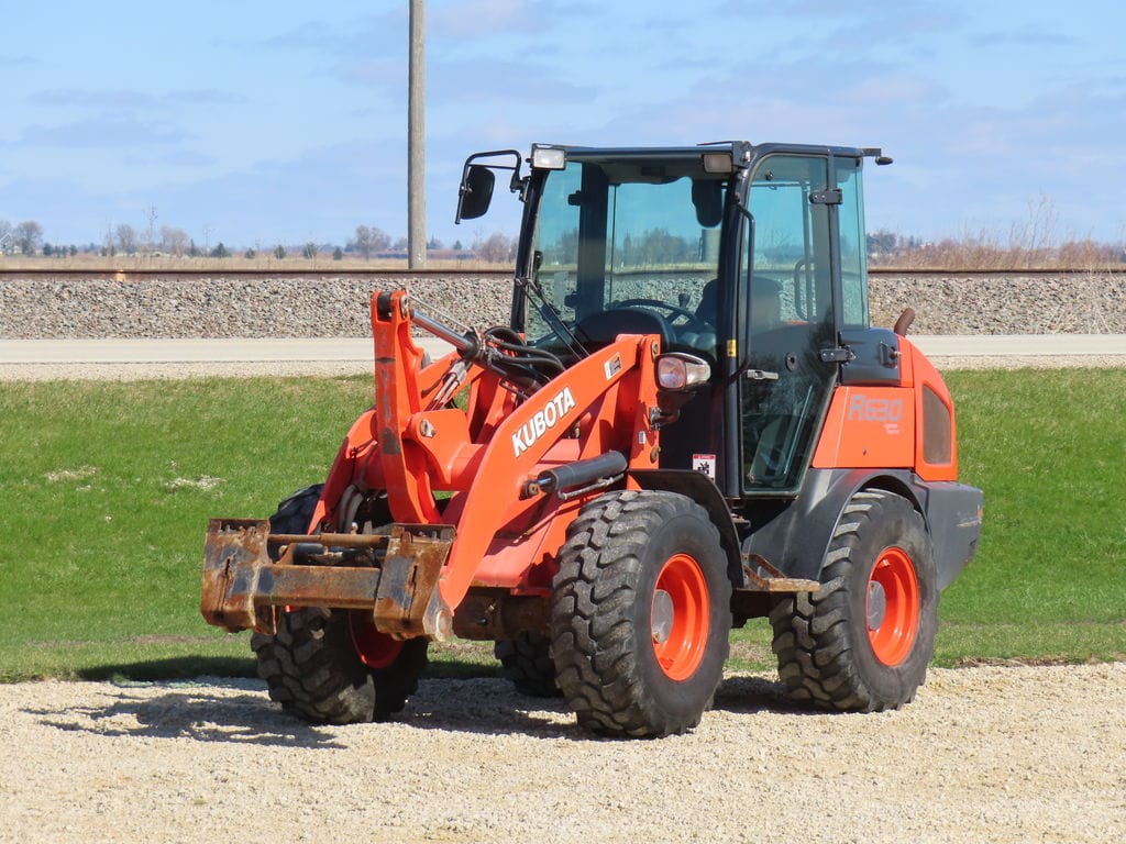 Kubota R630 Equipment Image0