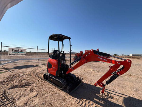 Image of Kubota U17 equipment image 1