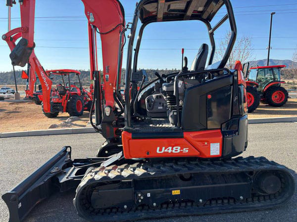 Kubota U48-5 Equipment Image0