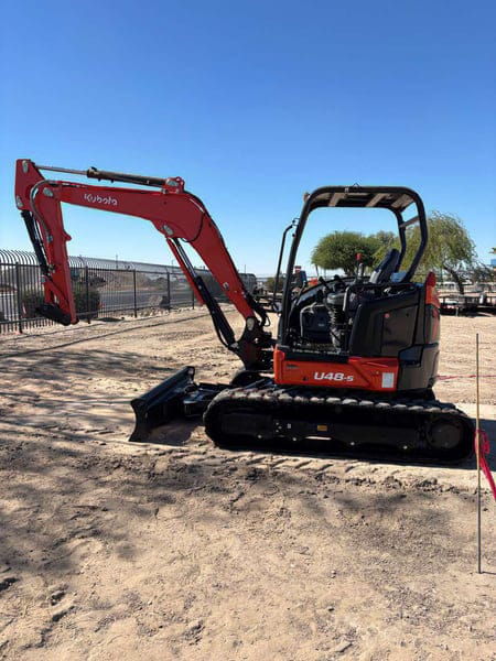 Kubota U48-5 Equipment Image0