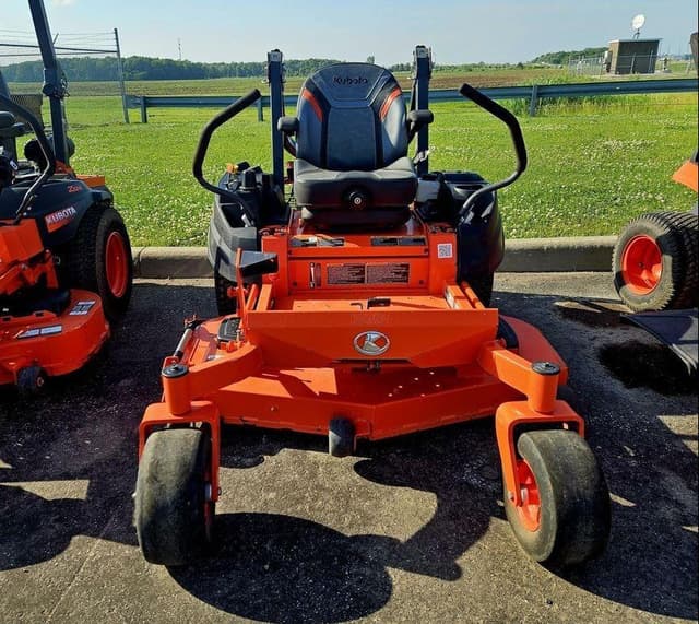 Image of Kubota Z422 equipment image 2