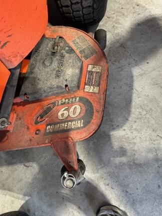 Image of Kubota ZD331 equipment image 3