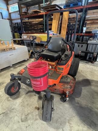 Image of Kubota ZD331 equipment image 2