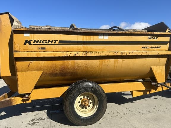 Image of Kuhn Knight 3042 equipment image 4