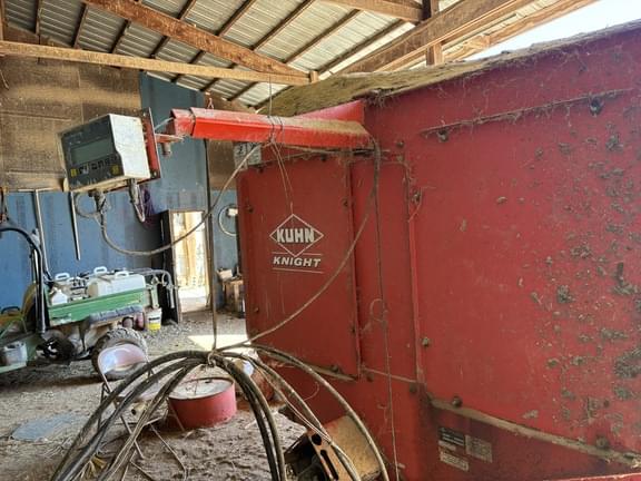 Image of Kuhn Knight 3130 equipment image 4